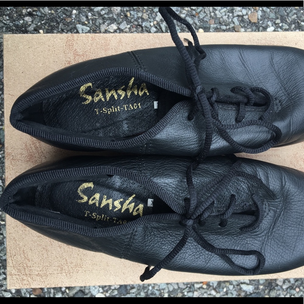 Tap shoes